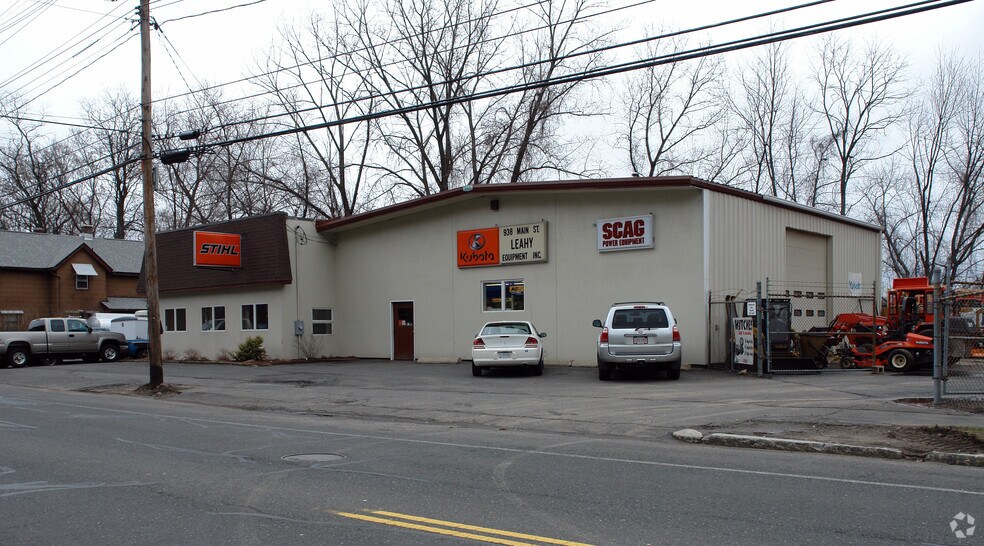 Primary Photo Of 938-940 Main St, Holyoke Auto Dealership For Sale