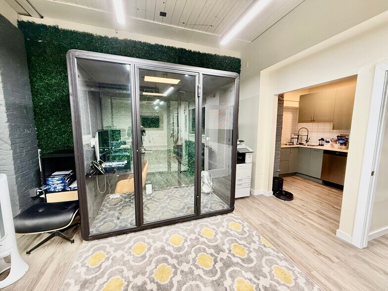 More Photos Of 124-132 Waverly Pl, San Francisco Apartments For Lease