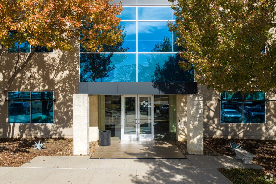 More Photos Of 5750 Genesis Ct, Frisco Office For Lease