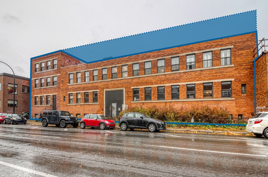 Primary Photo Of 4217 Rue D'iberville, Montréal Apartments For Sale