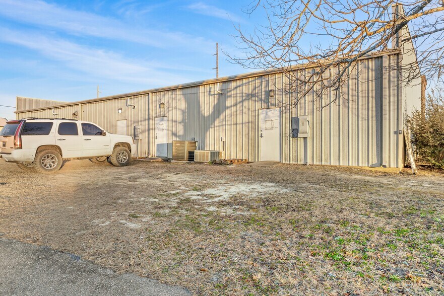 More Photos Of 1260-1266 Ridgewood Dr, Orangeburg Freestanding For Sale