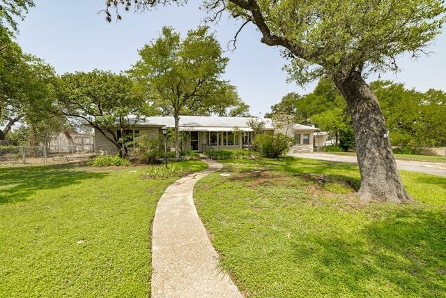 Primary Photo Of 508 N Lee St, Round Rock Office For Sale