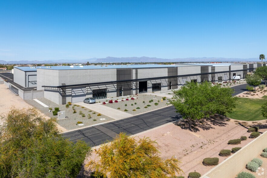 More Photos Of 26671 S Crismon Rd, Queen Creek Airplane Hangar For Sale