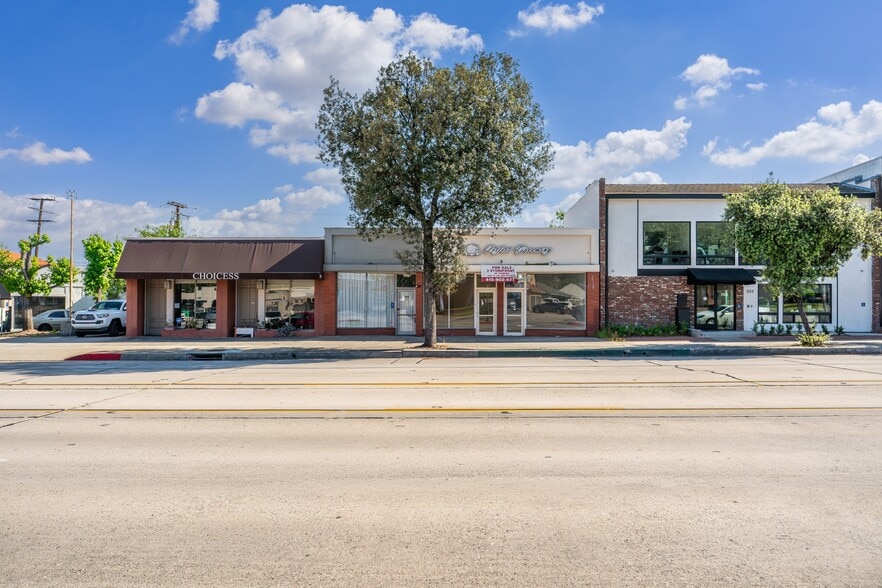 More Photos Of 340-344 E Foothill Blvd, Arcadia Freestanding For Sale