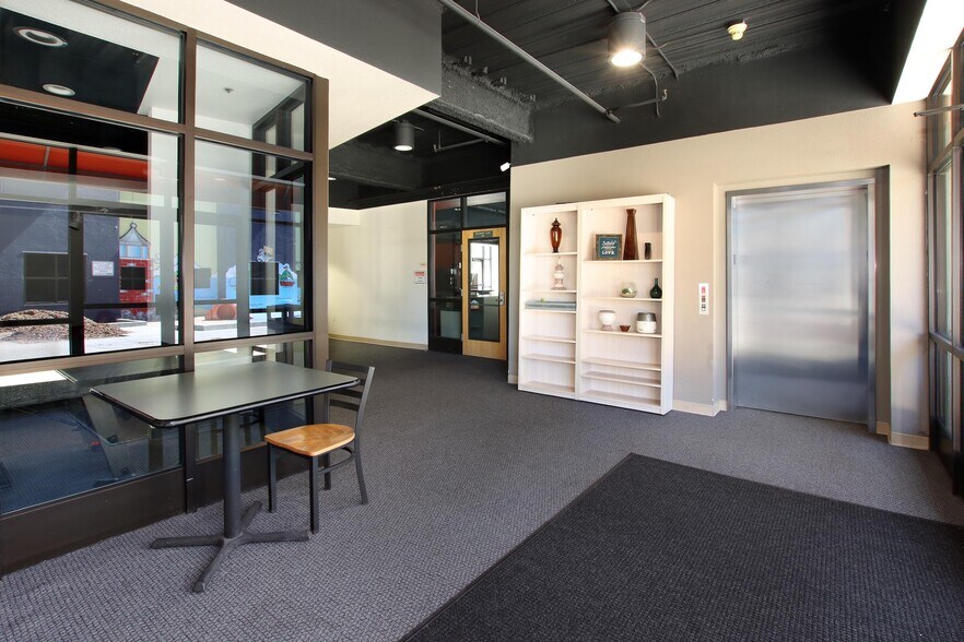 More Photos Of 440 Frederick St, Santa Cruz Unknown For Lease