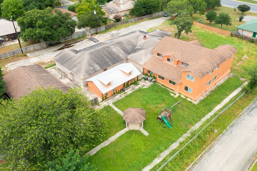 More Photos Of 6628 Crestway Dr, San Antonio Flex For Sale