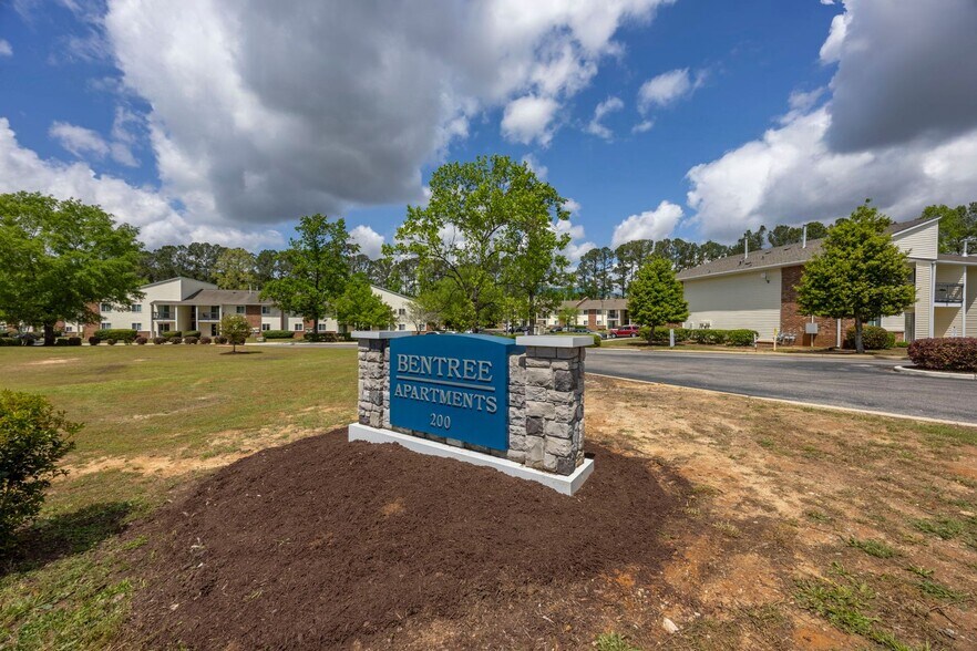 More Photos Of 200 Bentree Ln, Florence Apartments For Sale