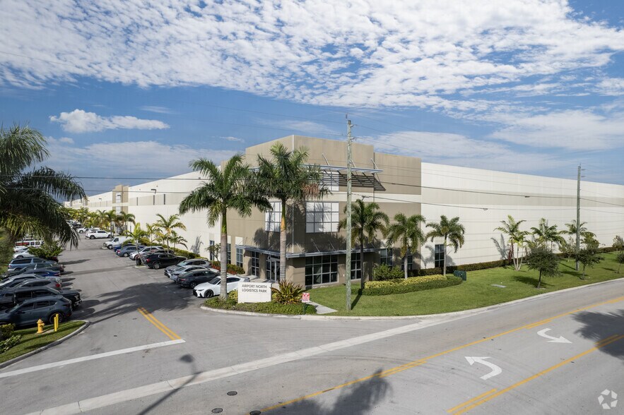 Primary Photo Of 8503 NW 80th St, Medley Distribution For Lease