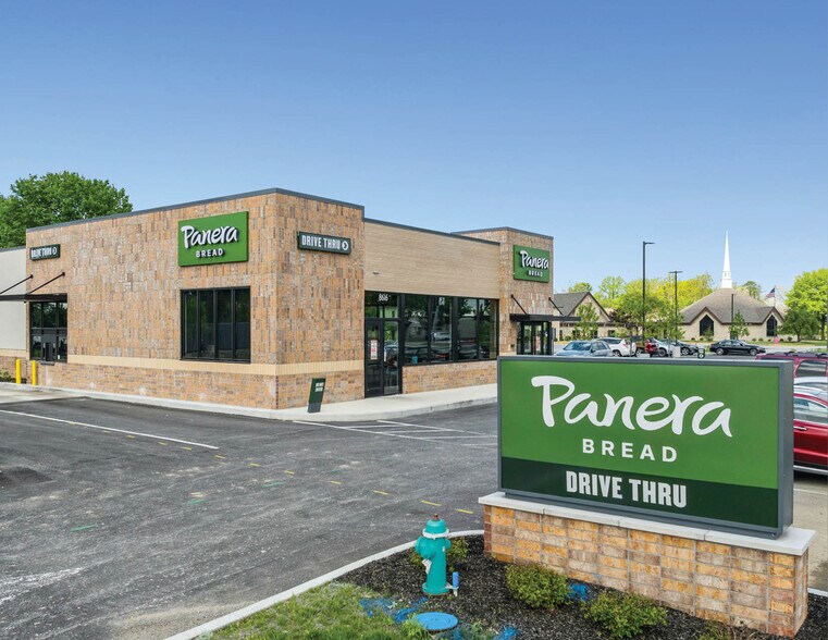 More Photos Of 8616 US 31, Southport General Retail For Sale
