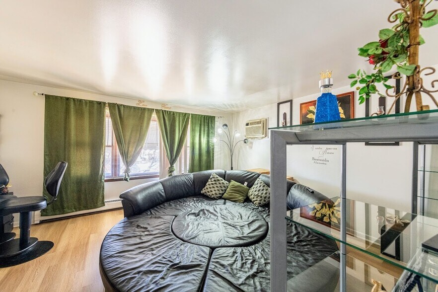 More Photos Of 1619 N 35th Ave, Melrose Park Apartments For Sale