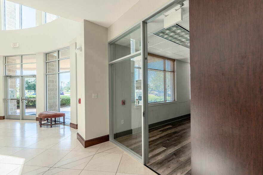 More Photos Of 3740 Copperfield Dr, Bryan Medical For Lease