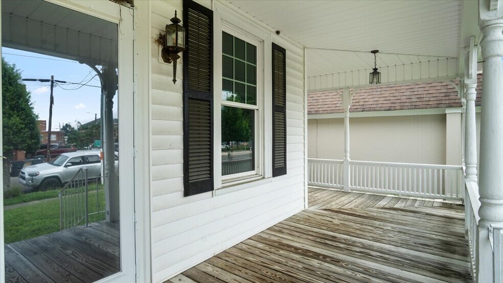 More Photos Of 109 Gilliam St, Oxford Medical For Lease