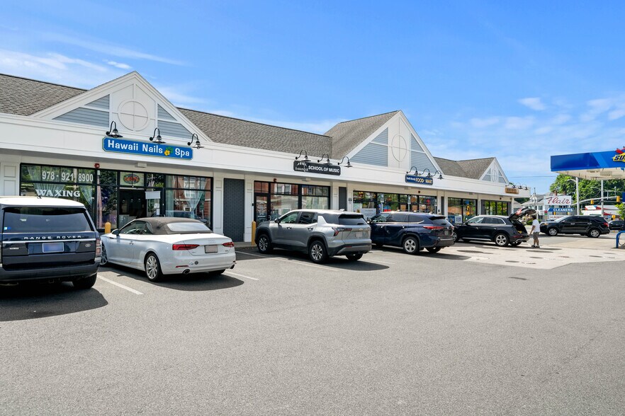 More Photos Of 1-7 Dodge St, Beverly Storefront For Lease