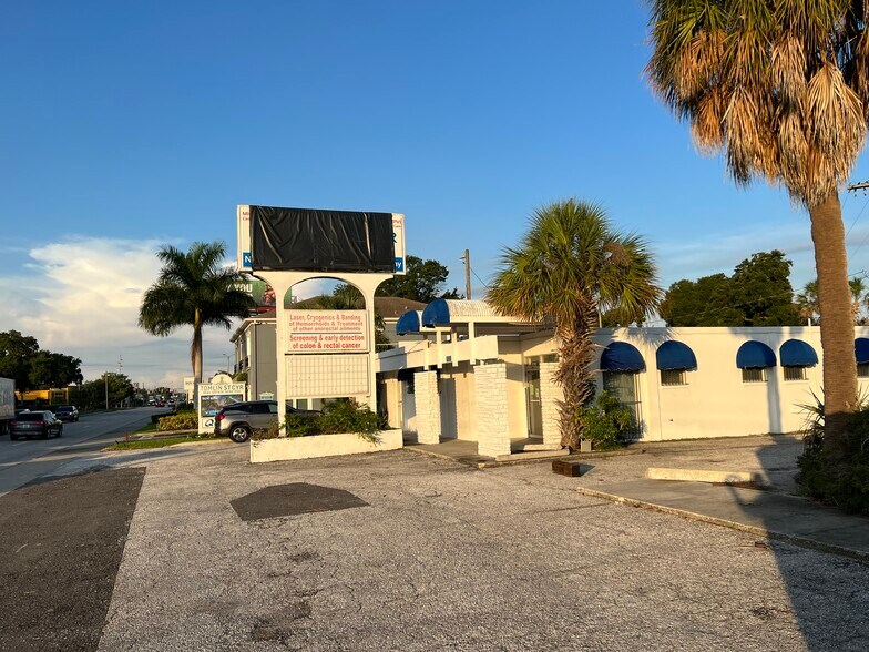 Primary Photo Of 3901 Henderson Blvd, Tampa Medical For Lease