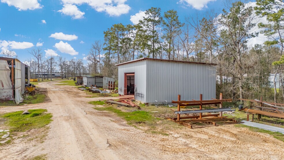 More Photos Of 2565 Lee Turner Rd, Cleveland Manufacturing For Sale