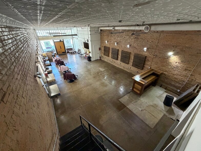 More Photos Of 2544 Elm St, Dallas Storefront For Lease