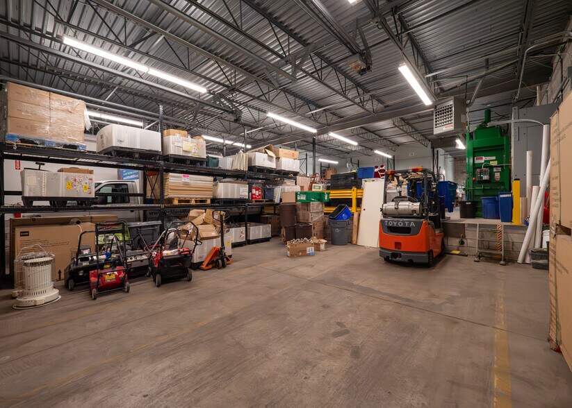 More Photos Of 2555 Bethel Rd, Columbus Freestanding For Lease