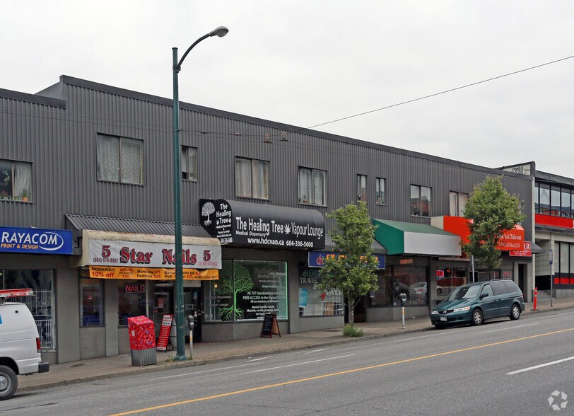 More Photos Of 11-33 W Broadway, Vancouver Storefront Retail Residential For Lease