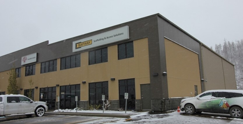 Primary Photo Of 1005 Memorial Dr, Wood Buffalo Warehouse For Lease