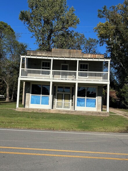 Primary Photo Of 203 Sprague St, Arkansas City Storefront Retail Residential For Sale