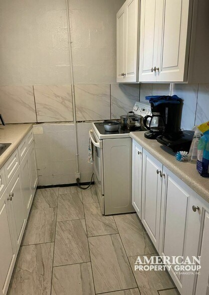 More Photos Of 2619 45th Ave W, Bradenton Apartments For Sale