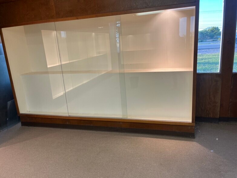 More Photos Of 1950 US Highway 80 E, Abilene Office For Sale