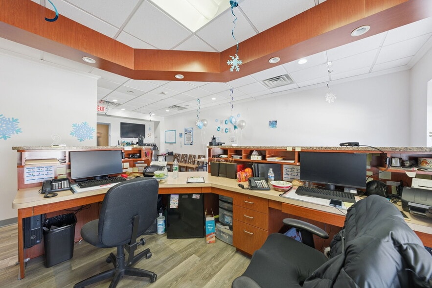 More Photos Of 299 Forest Ave, Paramus Office For Sale