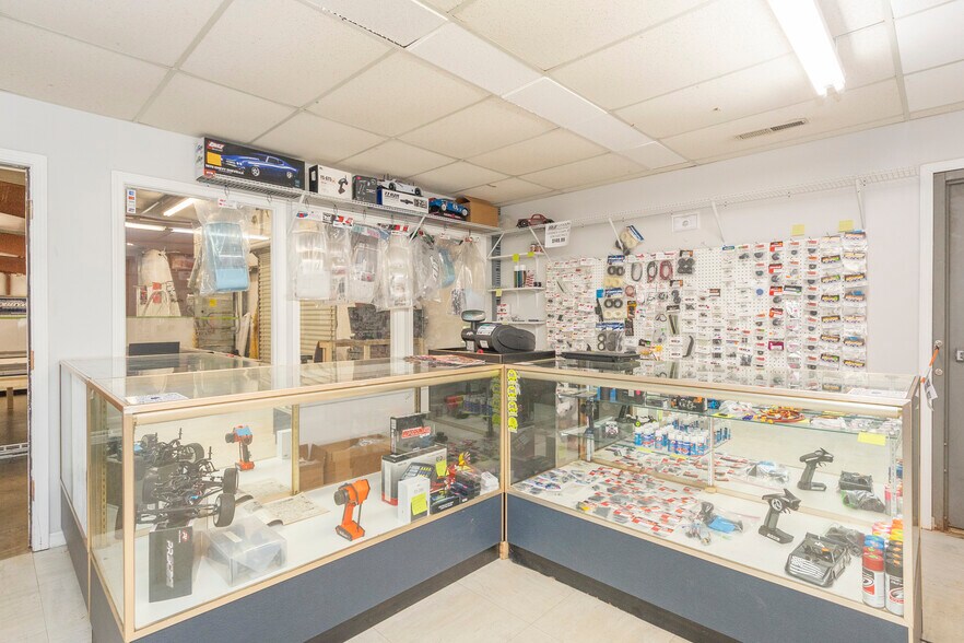 More Photos Of 235 Camson Rd, Anderson Warehouse For Sale