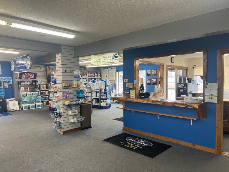 More Photos Of 5401 Birchdale Rd, Brainerd General Retail For Sale