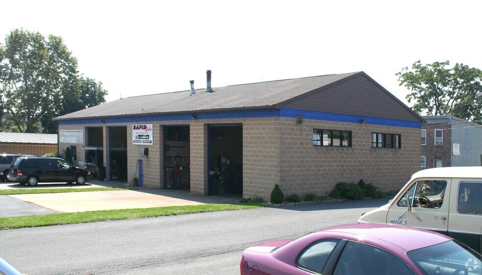 More Photos Of 120 Church St, Hagerstown Auto Repair For Sale