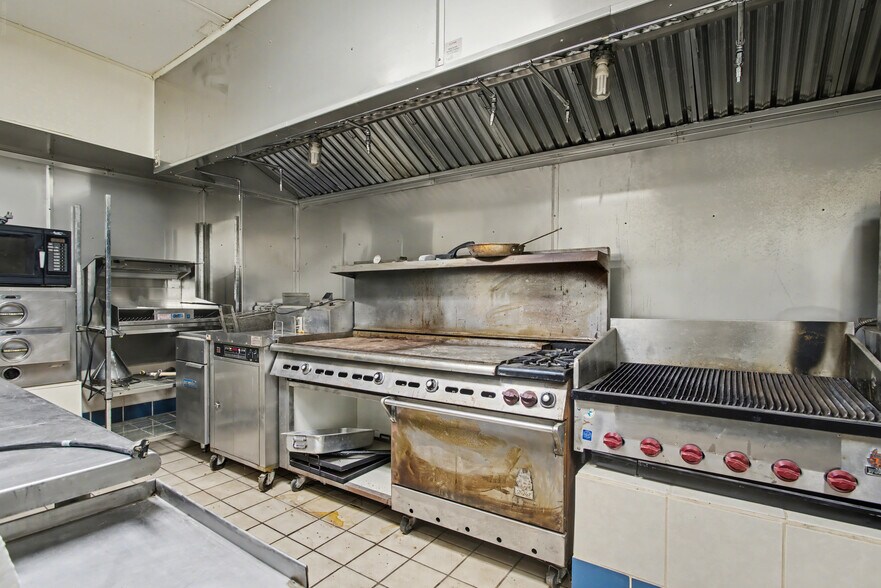 More Photos Of 7540 5th St, New Auburn Bar For Sale