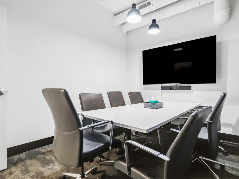 More Photos Of 14 O'Henry Ave, Asheville Loft Creative Space For Lease