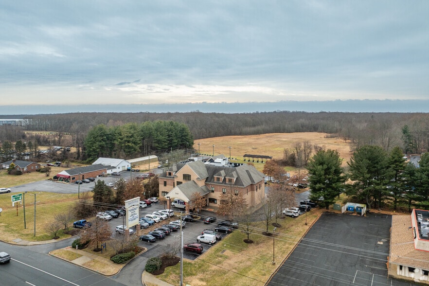More Photos Of 360 E Pulaski Hwy, Elkton Medical For Lease