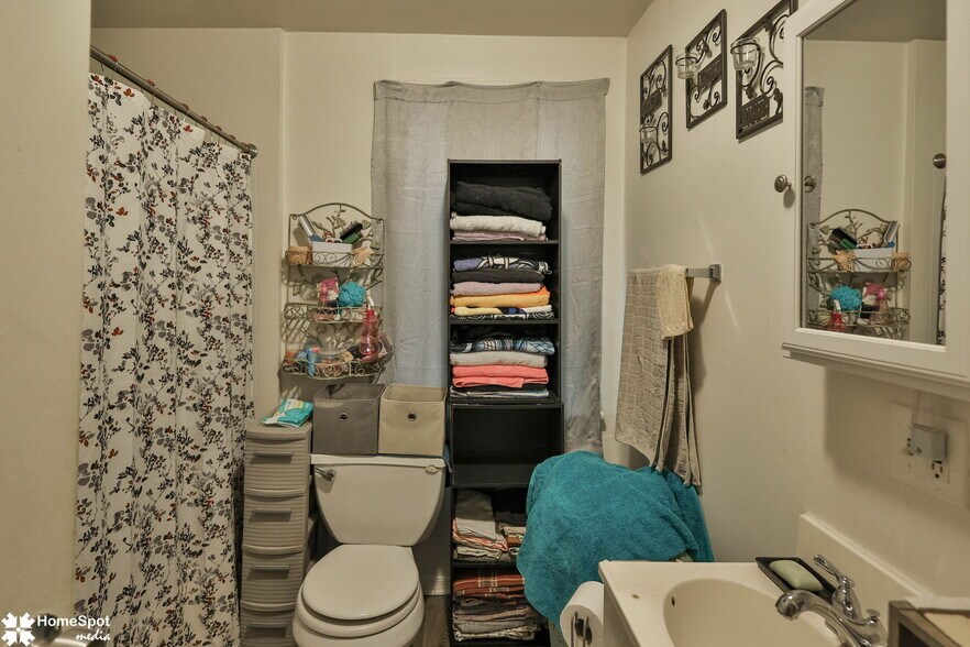 More Photos Of 217 Pen Argyl St, Pen Argyl Multifamily For Sale