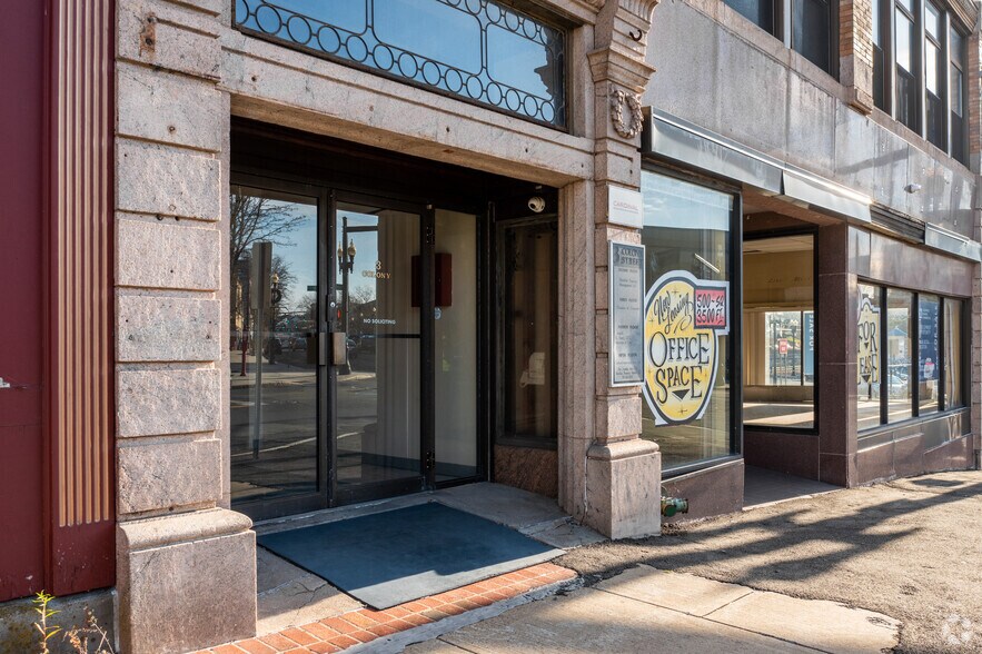 More Photos Of 1-3 Colony St, Meriden Office For Lease
