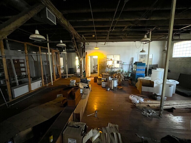 More Photos Of 1021 Pleasant st, New Orleans Warehouse For Sale