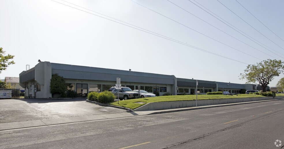 Primary Photo Of 232-250 S Hillview Dr, Milpitas Warehouse For Lease