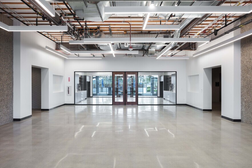 More Photos Of 6138-6150 Nancy Ridge Dr, San Diego Research And Development For Lease