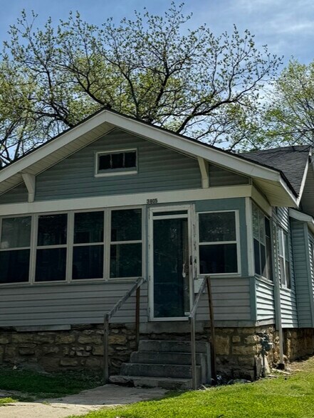 More Photos Of , Kansas City Unknown For Sale