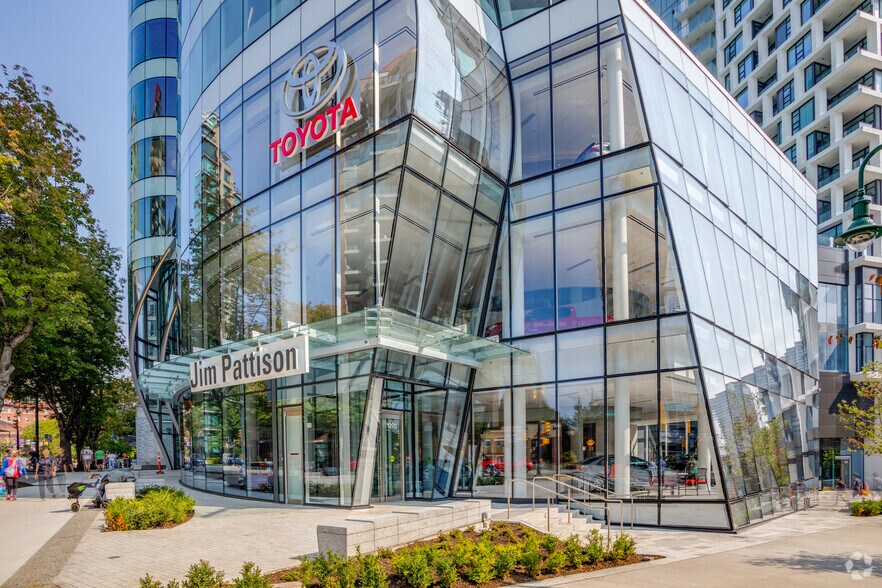 More Photos Of 1280-1290 Burrard St, Vancouver Office For Lease