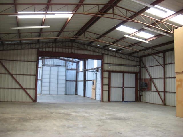 More Photos Of 121 W 6th St, Justin Manufacturing For Lease