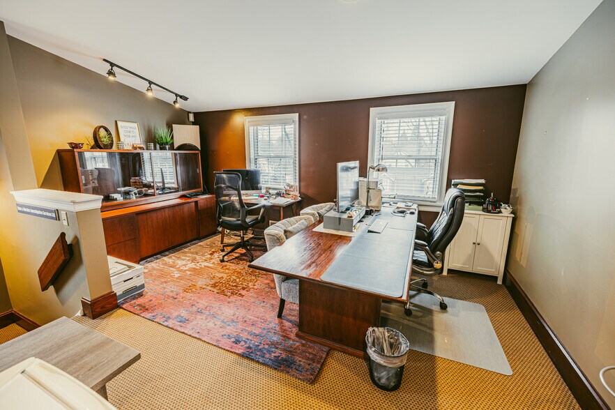 More Photos Of 1507 Monroe Ave, Rochester Office For Sale