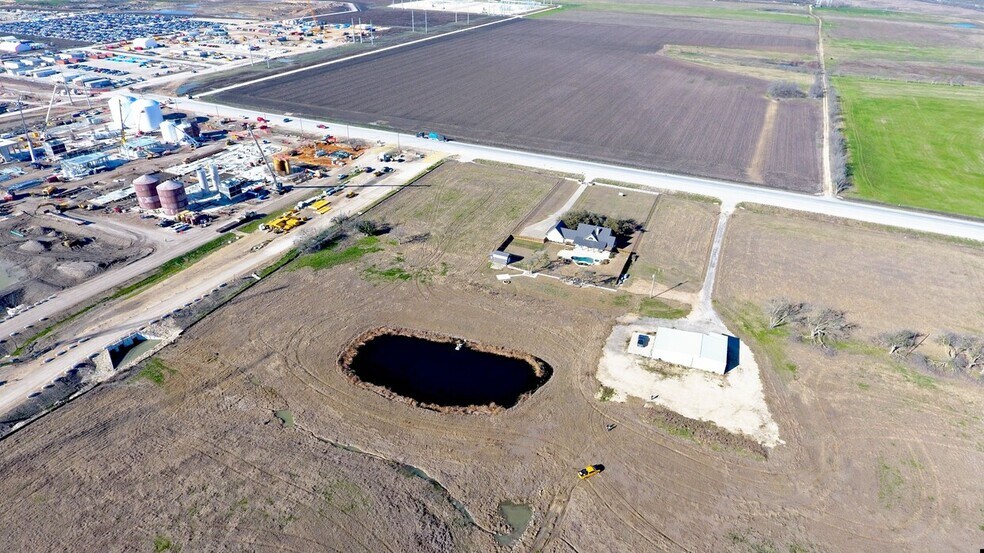 More Photos Of 633 County Road 401, Taylor Land For Sale