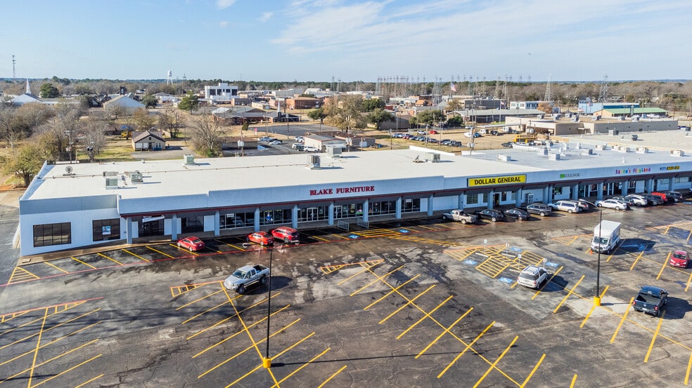 More Photos Of 98-110 Midtown Dr, Kilgore Unknown For Lease