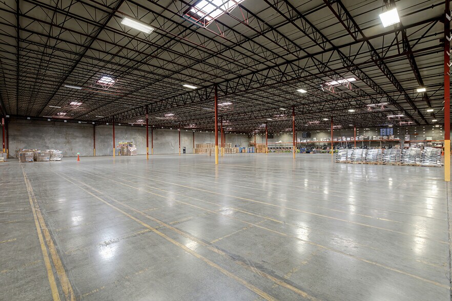 More Photos Of 606 Butler Dr, Murfreesboro Distribution For Lease