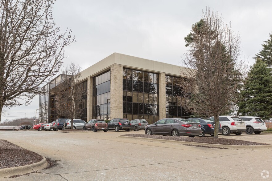 More Photos Of 3515 Massillon Rd, Uniontown Office For Sale