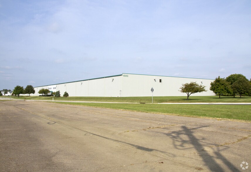 More Photos Of 6969 Alum Creek Dr, Columbus Warehouse For Lease