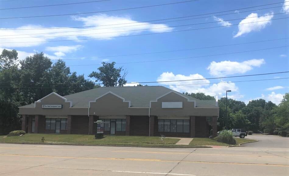 Primary Photo Of 2108-2126 Bryan Valley Commercial Dr, O'Fallon Storefront Retail Office For Sale