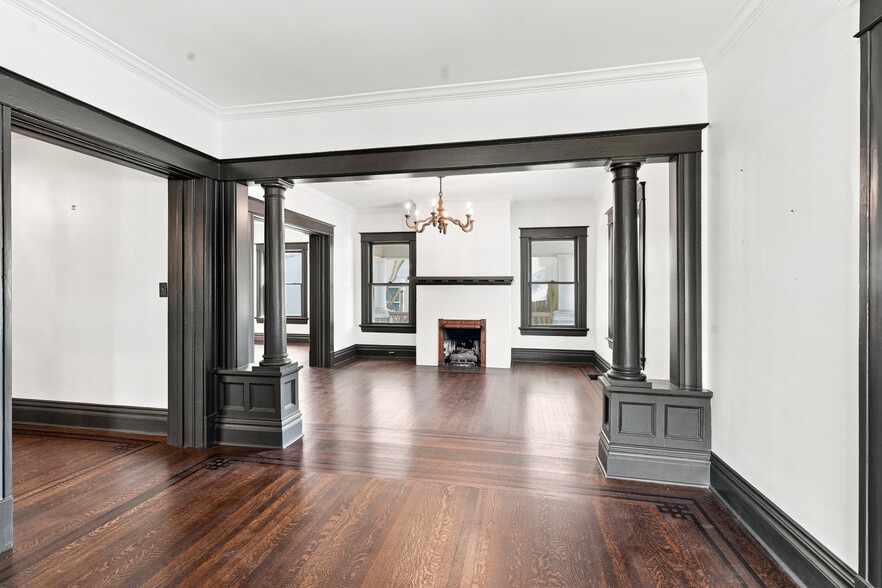 More Photos Of 1417 8th Ave, Fort Worth Hospitality For Sale