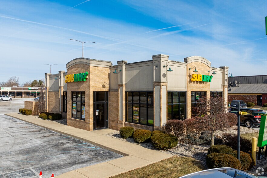 More Photos Of 1624-1644 E State Road 44, Shelbyville Unknown For Lease